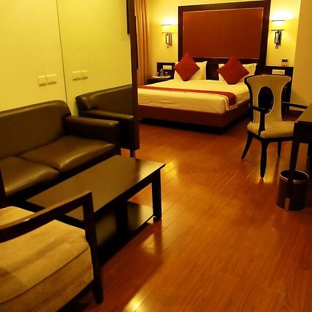 Best Western Jubilee Ridge Hyderabad Exteriör bild
