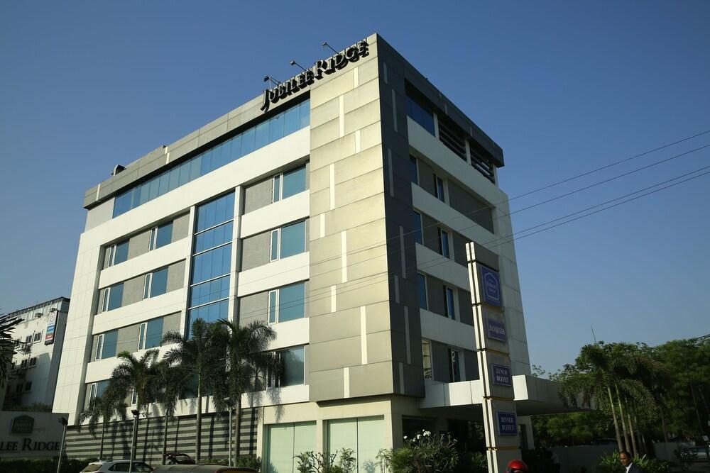 Best Western Jubilee Ridge Hyderabad Exteriör bild