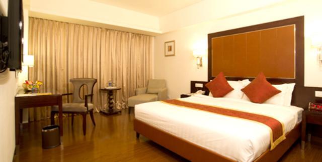 Best Western Jubilee Ridge Hyderabad Exteriör bild
