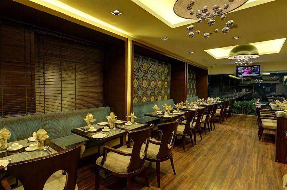 Best Western Jubilee Ridge Hyderabad Exteriör bild