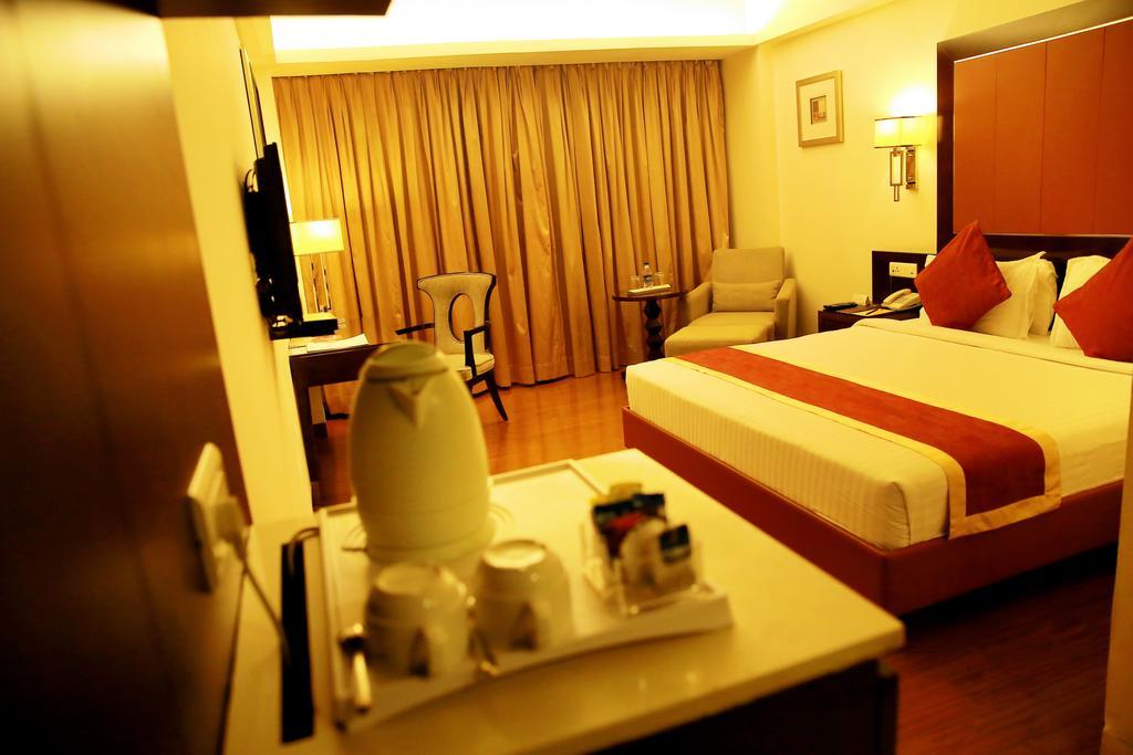 Best Western Jubilee Ridge Hyderabad Exteriör bild