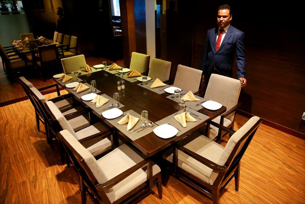 Best Western Jubilee Ridge Hyderabad Exteriör bild