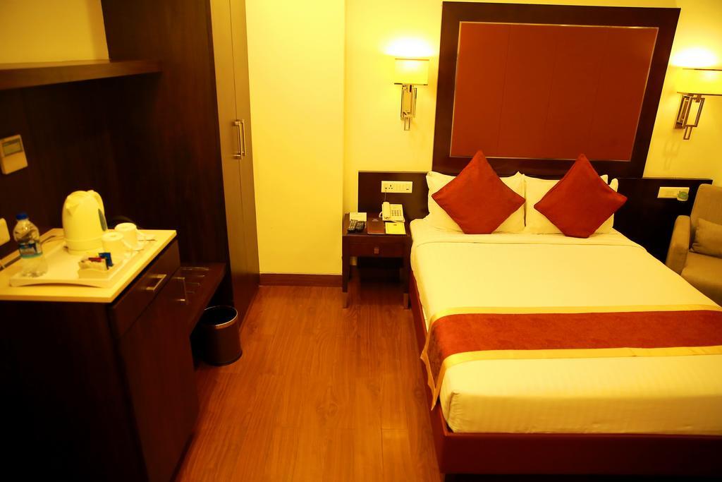 Best Western Jubilee Ridge Hyderabad Exteriör bild