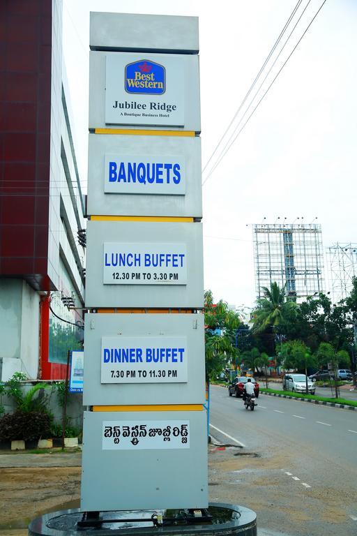 Best Western Jubilee Ridge Hyderabad Exteriör bild