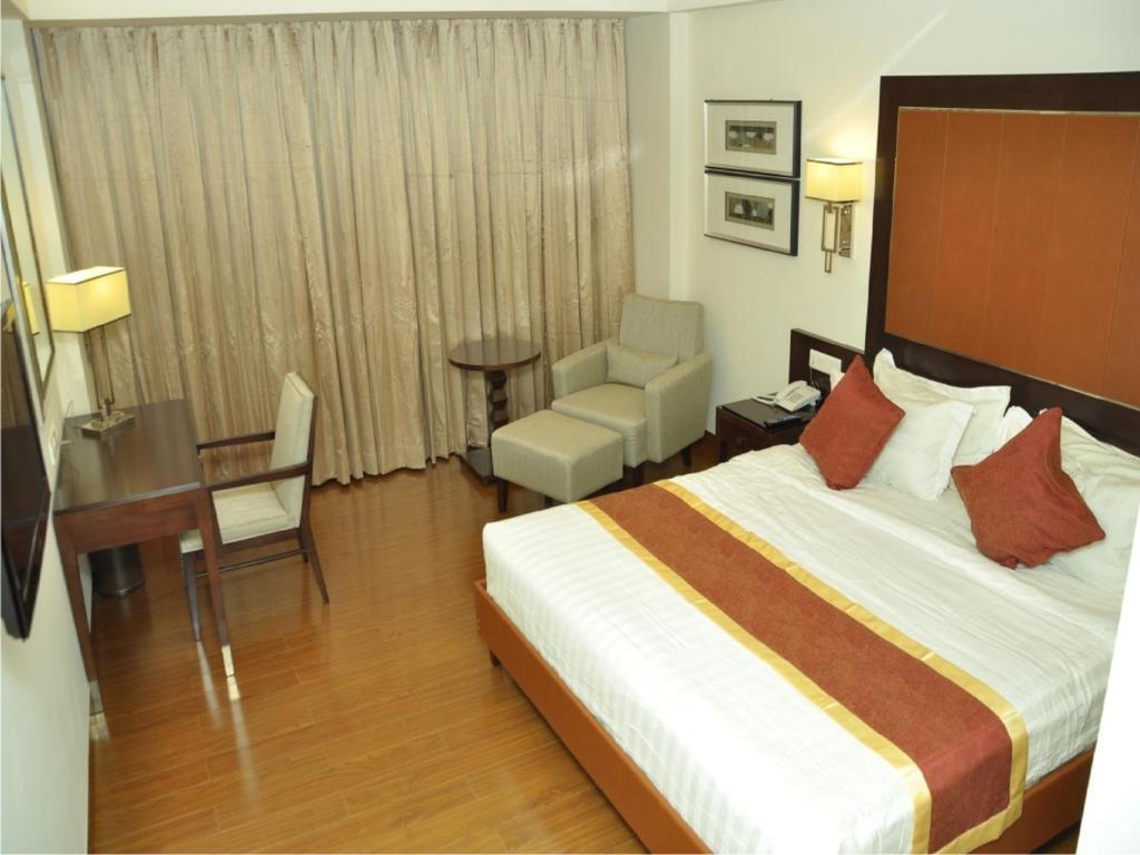 Best Western Jubilee Ridge Hyderabad Exteriör bild