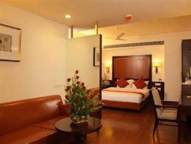 Best Western Jubilee Ridge Hyderabad Exteriör bild