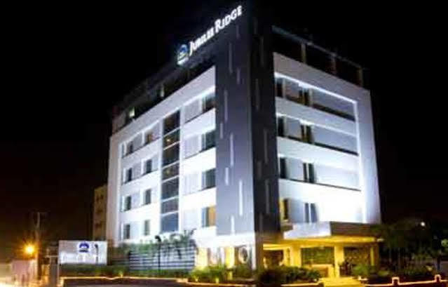 Best Western Jubilee Ridge Hyderabad Exteriör bild